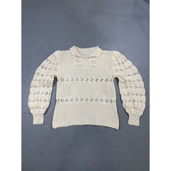 Vintage 1960s Ivory Crochet Puff Sleeve Collared LS Top‎